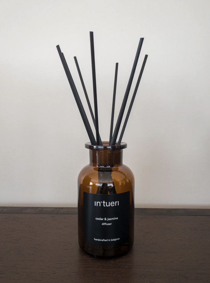 Cedar & Jasmine diffuser