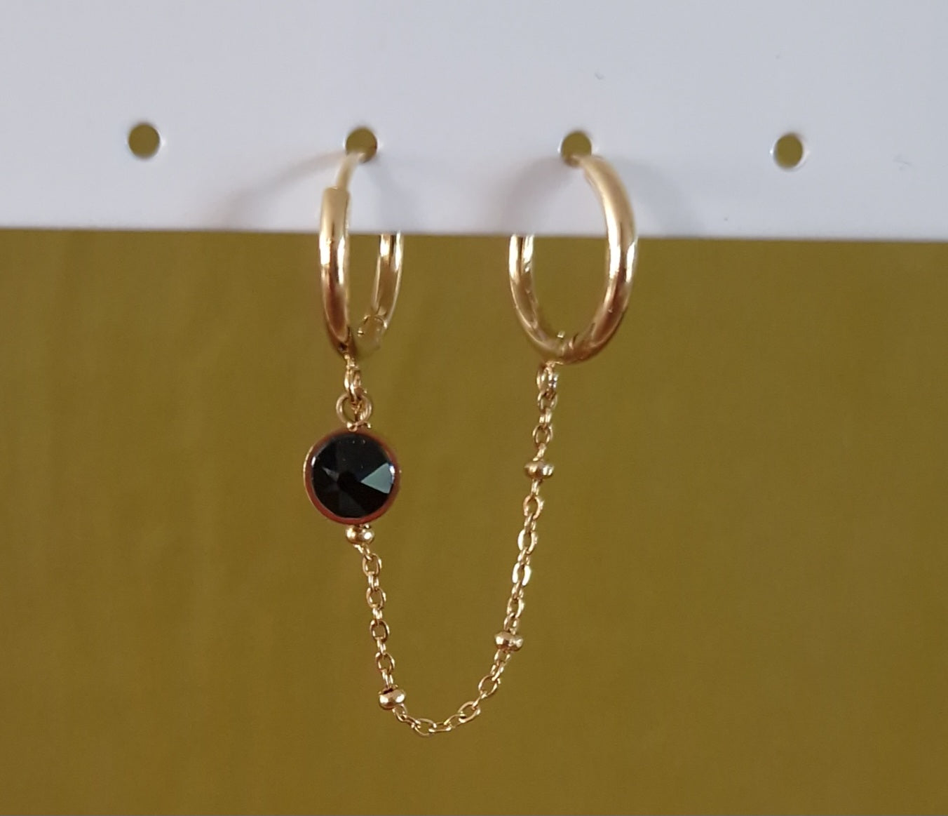 Oorbellen met hanger zwarte steen