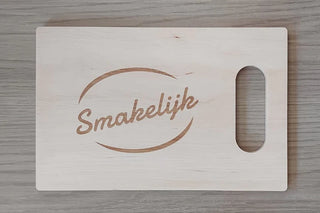 Snijplank met handvat met gravure