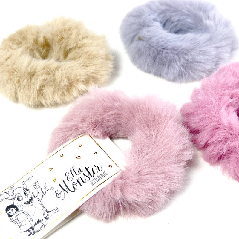 SOFT FLUFFY Haarrekker in 4 verschillende kleuren