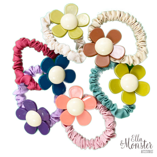 RETRO FLOWER SCHRUNCHIES in 6 verschillende kleuren